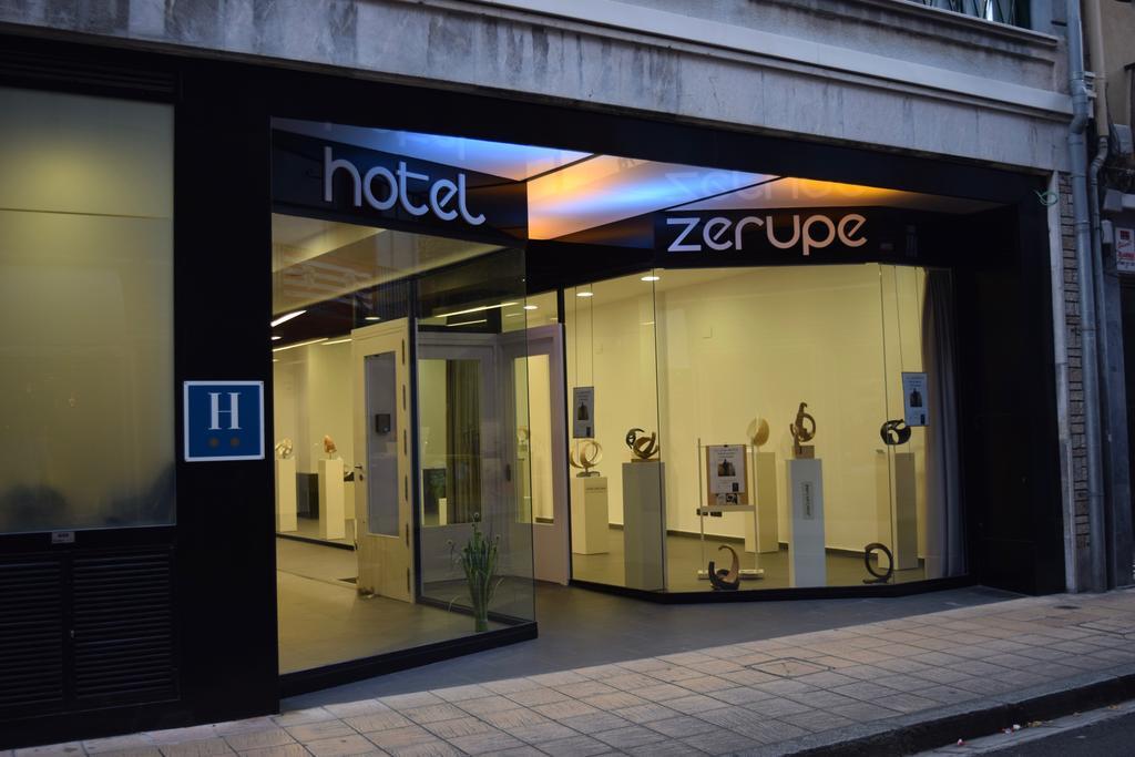 Hotel Zerupe 2*